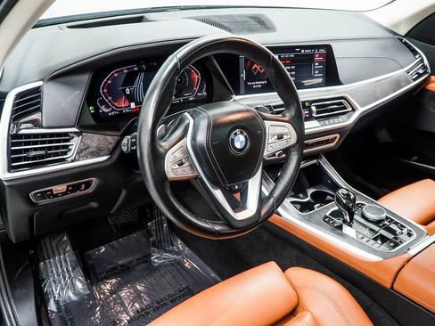 Used 2022 BMW X7 xDrive40i w/ Premium Package image 15