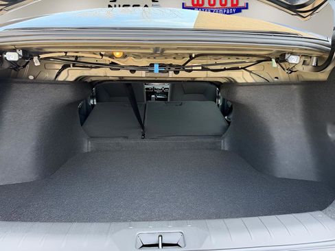 New 2026 Nissan Sentra SV w/ SV Convenience Package FWD image 9