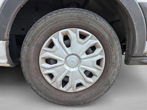 Used 2024 Ford Transit 350 XLT image 19
