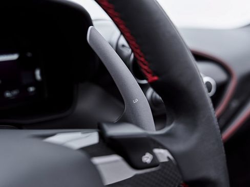Used 2022 Ferrari F8 Tributo RWD image 77