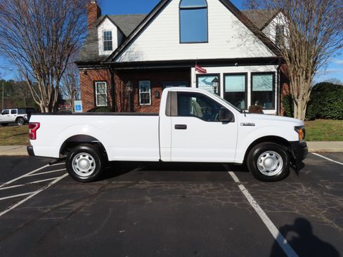 Used 2019 Ford F150 XL w/ Trailer Tow Package image 9