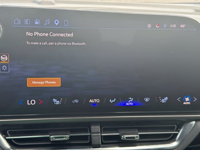 Used 2025 Chevrolet Equinox EV LT w/ Comfort Package FWD image 34