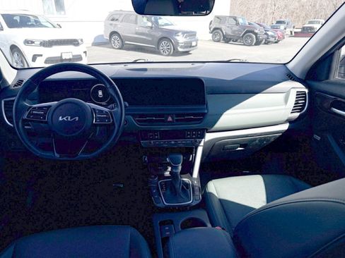 Used 2024 Kia Seltos SX AWD/4WD image 6