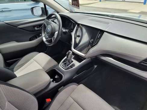 Used 2023 Subaru Outback Premium AWD/4WD image 4