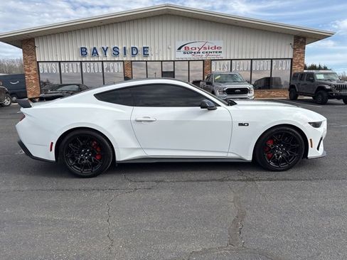 Used 2024 Ford Mustang GT Premium w/ GT Performance Package image 7