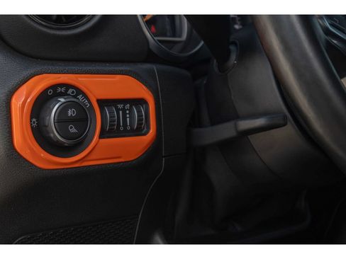 Used 2021 Jeep Gladiator Overland AWD/4WD image 20