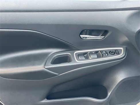 Used 2025 Nissan Versa SR w/ Trunk Package image 18