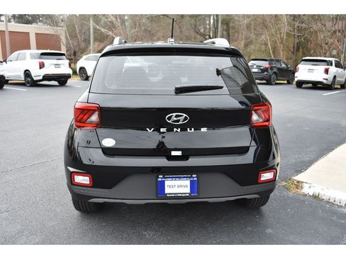 New 2026 Hyundai Venue SEL image 4