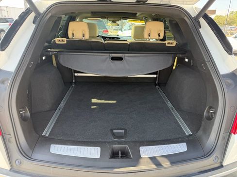 Used 2018 Cadillac XT5 Premium Luxury image 15