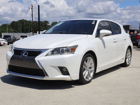 Used 2016 Lexus CT 200h w/ Seat Comfort Package FWD image 31