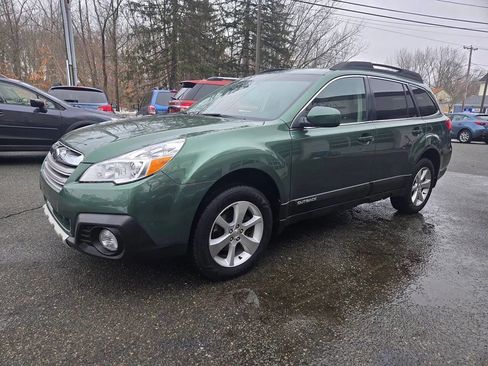 Used 2014 Subaru Outback 2.5i Limited w/ Moonroof Package image 37