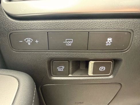 Used 2025 Hyundai Palisade SEL AWD/4WD image 17