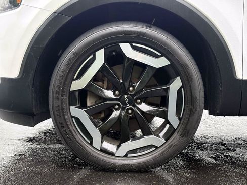 Certified 2023 Kia Telluride S w/ S Sunroof Package FWD image 31