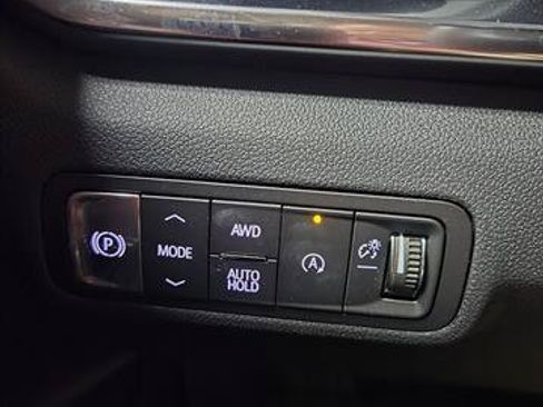 Certified 2026 GMC Terrain Denali w/ LPO, Black Badging Package AWD/4WD image 23