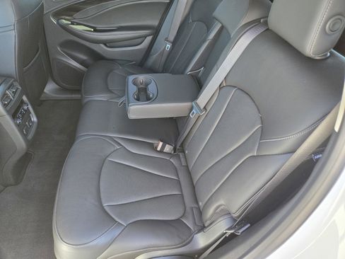 Used 2020 Buick Envision Essence image 10