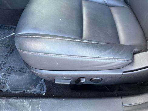 Used 2025 MAZDA MAZDA3 s image 23