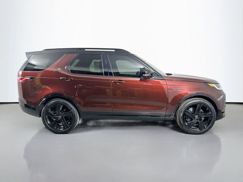 New 2026 Land Rover Discovery Limited Edition image 5