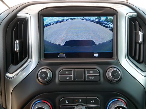 Used 2021 Chevrolet Silverado 1500 RST AWD/4WD image 27