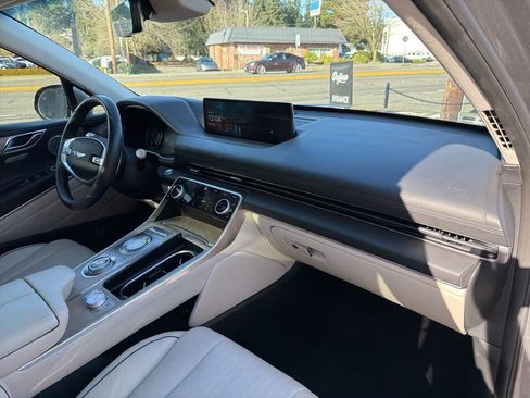 Used 2022 Genesis GV80 3.5T w/ Advanced Package 06 AWD/4WD image 20