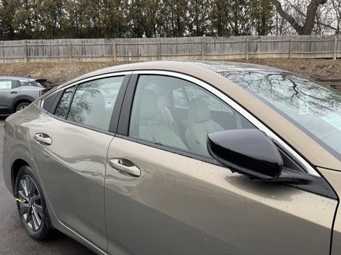 New 2026 Nissan Sentra SL w/ Floor Mat Package image 6