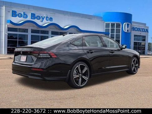 New 2026 Honda Accord SE image 5