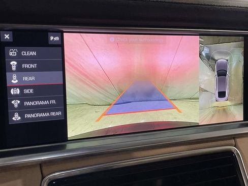 Certified 2021 Porsche Panamera 4 AWD/4WD image 38