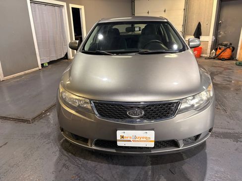 Used 2012 Kia Forte EX FWD image 2
