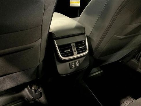 Used 2025 Subaru Legacy Premium AWD/4WD image 34