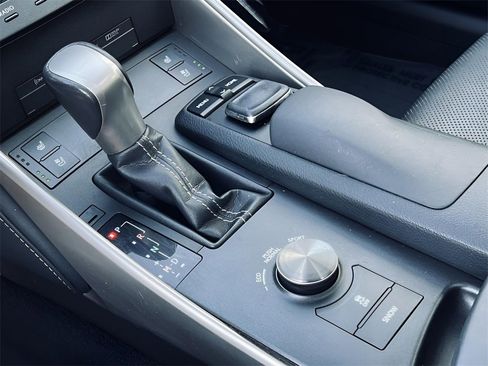 Used 2015 Lexus IS 250 AWD image 30