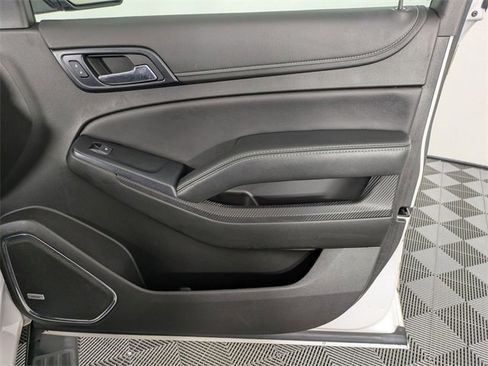 Used 2019 Chevrolet Suburban Premier w/ Premier Plus Edition image 43