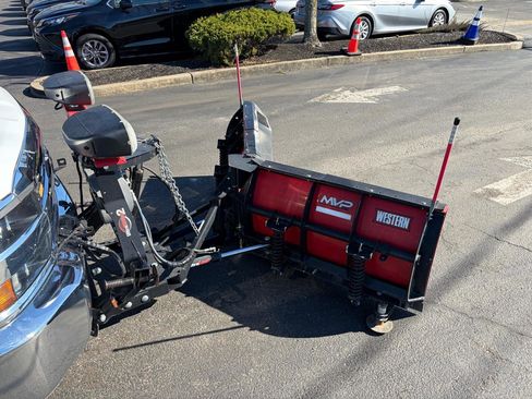 Used 2018 Chevrolet Silverado 2500 W/T w/ Snow Plow Prep Package image 36