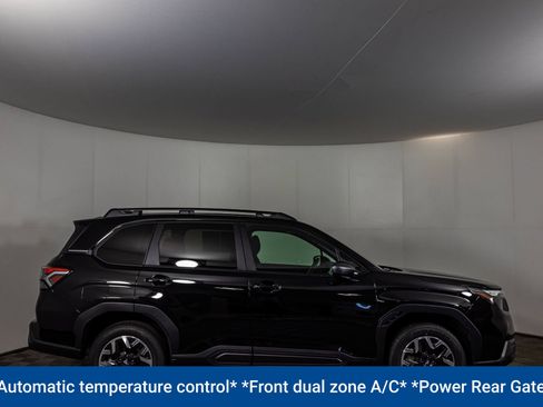 Used 2026 Subaru Forester Premium AWD/4WD image 14