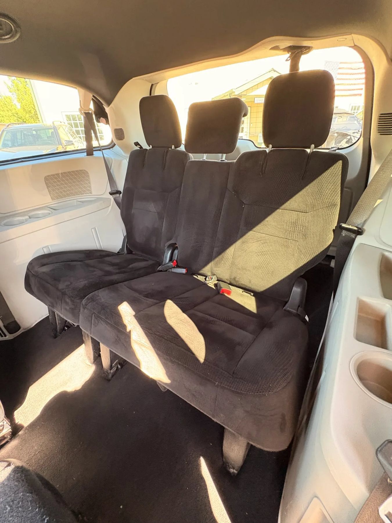 Used 2016 Dodge Grand Caravan SE FWD image 34