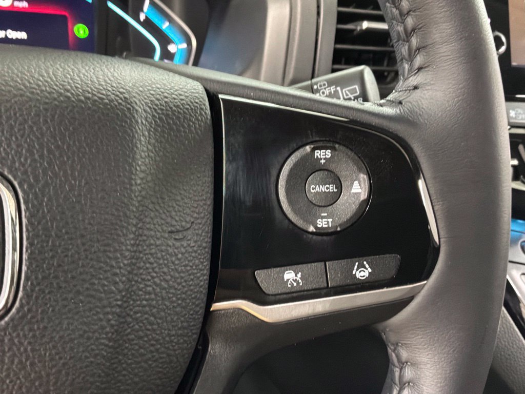 Certified 2024 Honda Odyssey Touring image 12