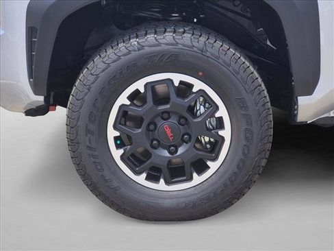 New 2026 Toyota Tacoma TRD Off-Road AWD/4WD image 10