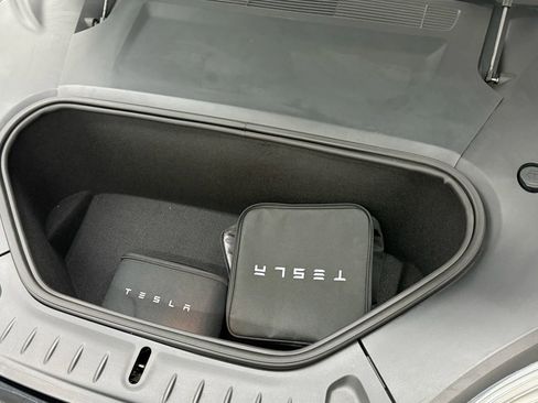 Used 2022 Tesla Model S Plaid image 45