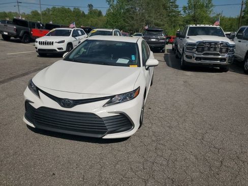Used 2023 Toyota Camry LE FWD image 2
