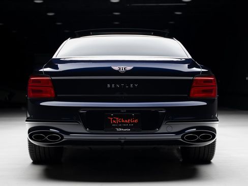 Used 2022 Bentley Flying Spur V8 AWD/4WD image 28