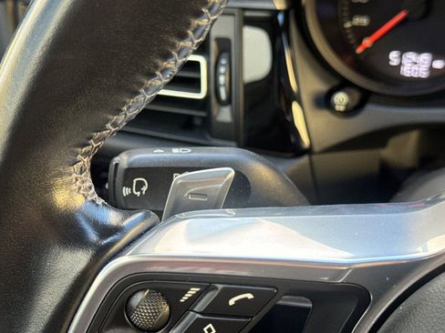 Used 2019 Porsche Macan S AWD/4WD image 35