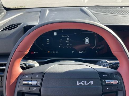 New 2026 Kia Sportage SX AWD/4WD image 12