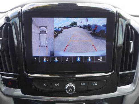 Used 2020 Chevrolet Traverse LT w/ LT Premium Package image 14