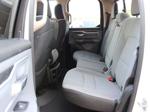 Used 2020 RAM 1500 Big Horn AWD/4WD image 38