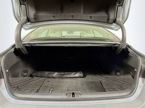 Used 2024 Lexus ES 300h w/ Premium Package image 28