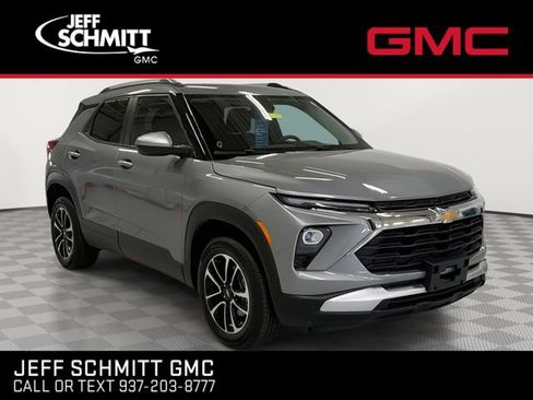 Certified 2025 Chevrolet TrailBlazer LT AWD/4WD image 1