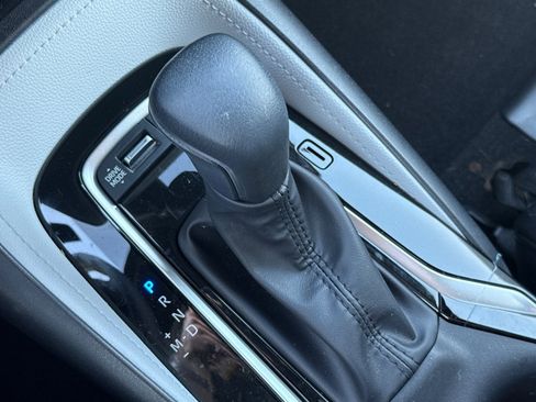 Used 2025 Toyota Corolla SE image 31