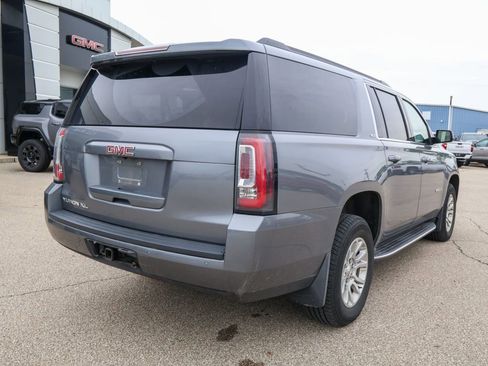 Used 2020 GMC Yukon XL SLT w/ HD Trailering Package AWD/4WD image 3