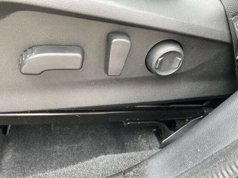 Used 2021 Subaru Forester Premium image 13