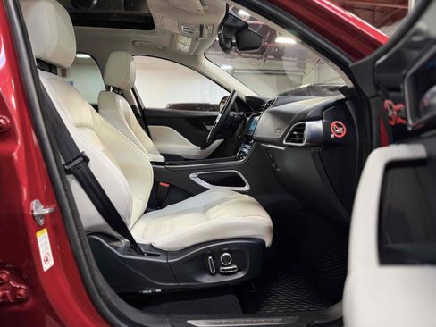 Used 2019 Jaguar F-PACE Prestige image 73
