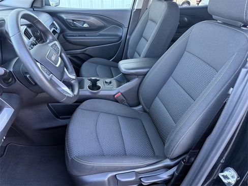 Used 2024 GMC Terrain SLE image 12
