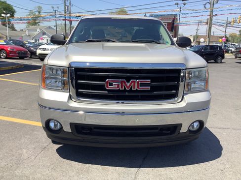 Used 2008 GMC Sierra 1500 SLE w/ Power Pack Plus AWD/4WD image 2